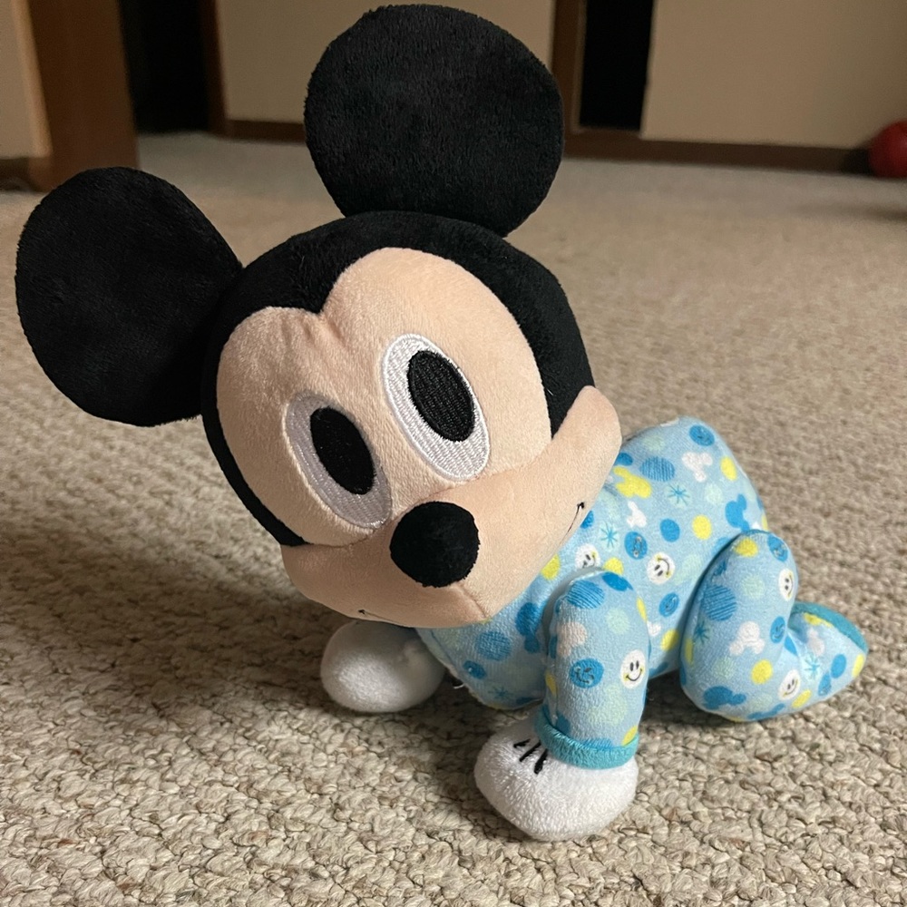 Disney Baby Musical Crawling Plush Mickey Mouse age 9M+